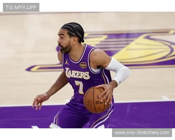 湖人老鹰完成2换1交易，文森特加次轮签换回三分命中率49.7%肯纳德