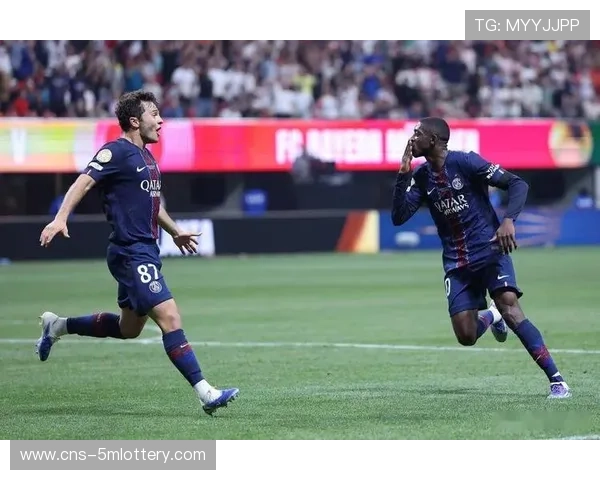 法甲一夜变天！朗斯5-0客胜巴黎FC，以1分优势反超巴黎圣日耳曼登顶