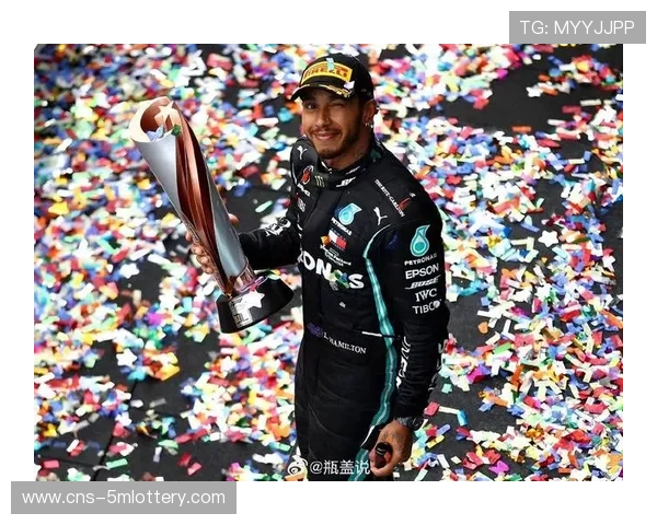 汉密尔顿独家专访：谈规则复杂性、法拉利适应期与第八冠目标