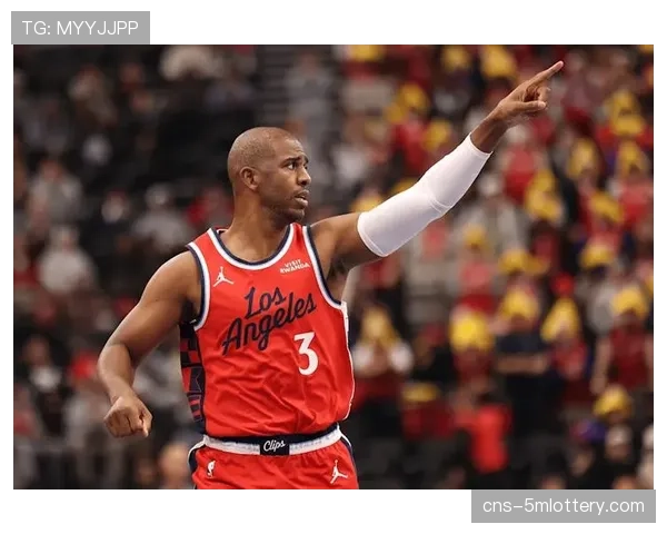 特写：克里斯·保罗在可能生涯最后一战中，与裁判的经典交流